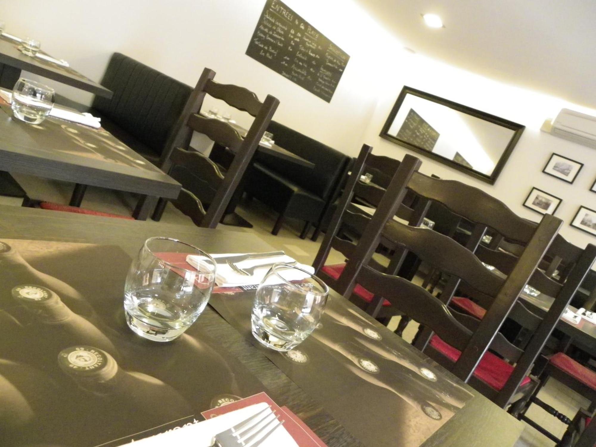 Comptoir Et Dependances Hotel Frontonas Buitenkant foto