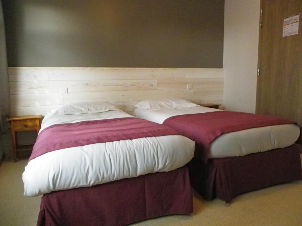 Comptoir Et Dependances Hotel Frontonas Buitenkant foto